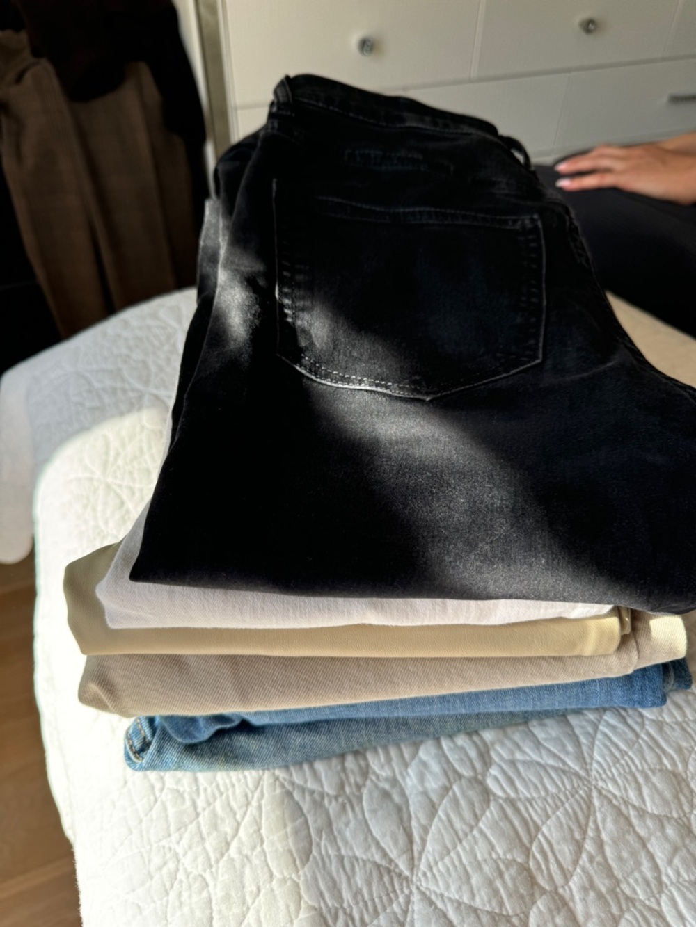 4 Women’s Jeans - Classic Slim Fit size XS